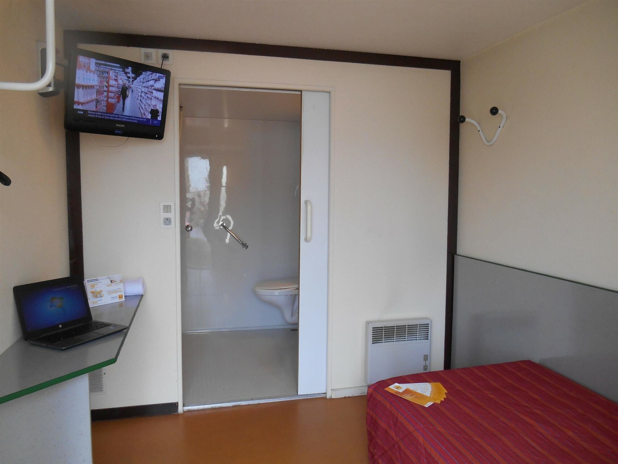 Premiere Classe Montlucon Saint Victor Luaran gambar